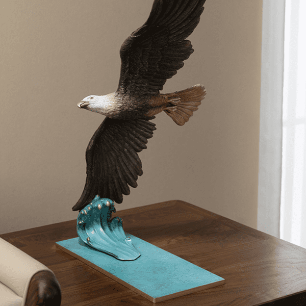 American large brass eagle desk statue on office table decoration