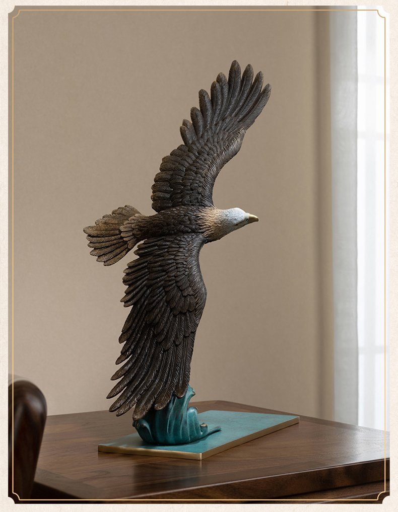 American large brass eagle desk statue on office table decoration