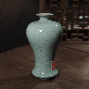 Longquan Celadon Crackle Glaze Handcrafted High-End Vase Decorative Piece